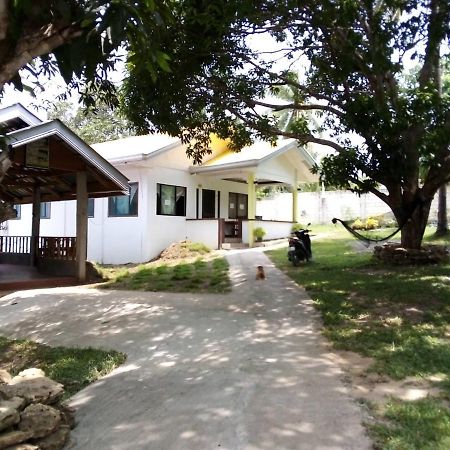 Balai Mariacaria Pension House Guindulman Eksteriør billede